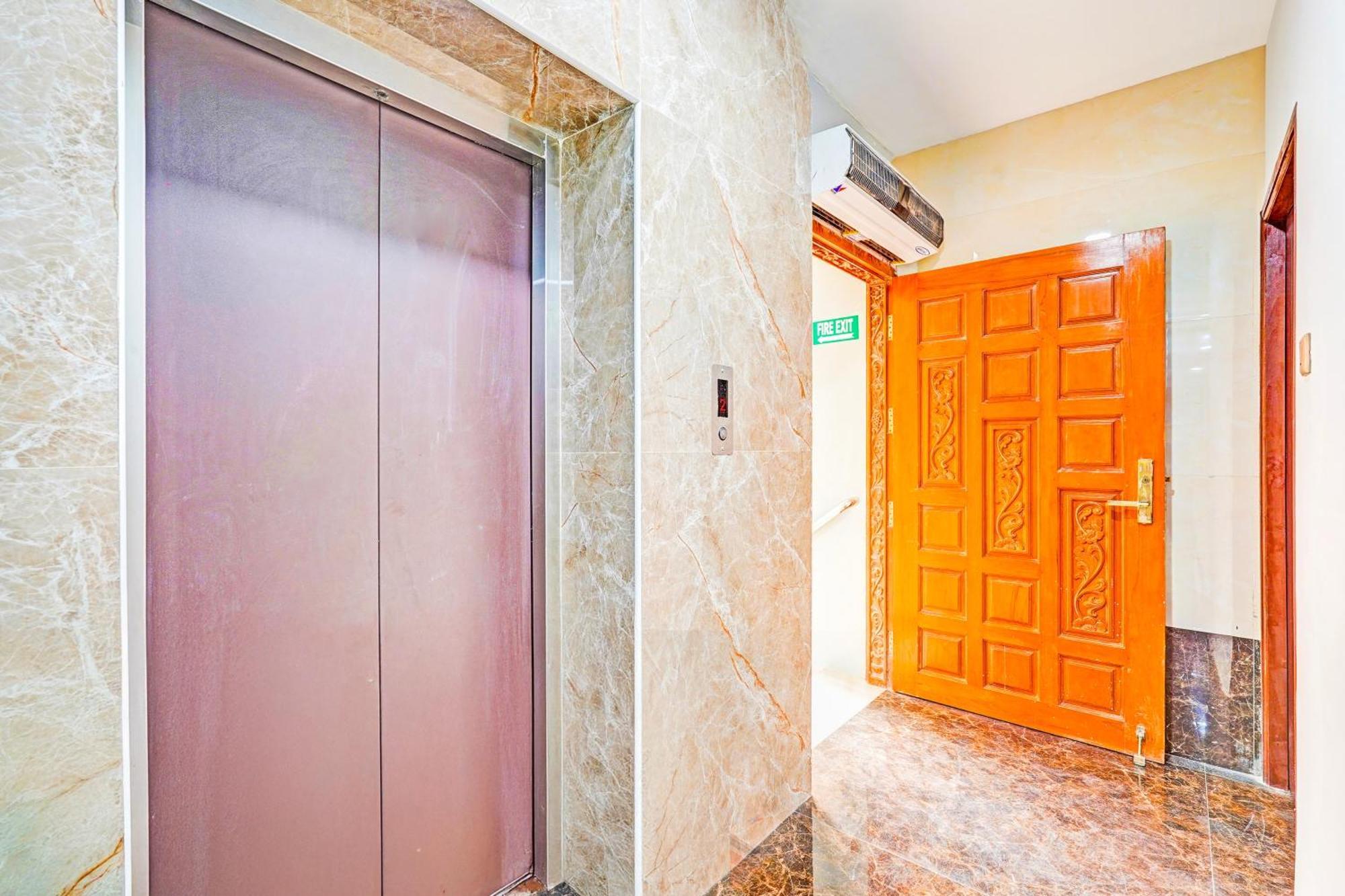 Super Hotel O Sholinganallur Near Anjaneya Temple チェンナイ エクステリア 写真
